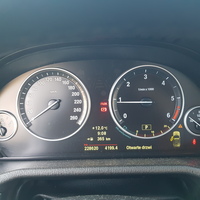 Sprzedam BMW X3 bezwypadkowe i bezawaryjne zakupione w salonie BMW w Bydgoszczy w 2013 r.